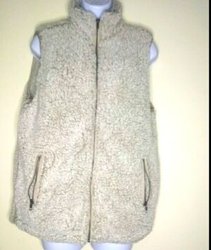 Thread & Supply front zip Arctic Fleece Vest